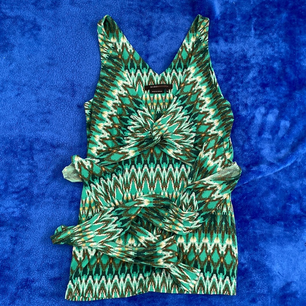 BCBG Maxazria Sleeveless V-Neck top